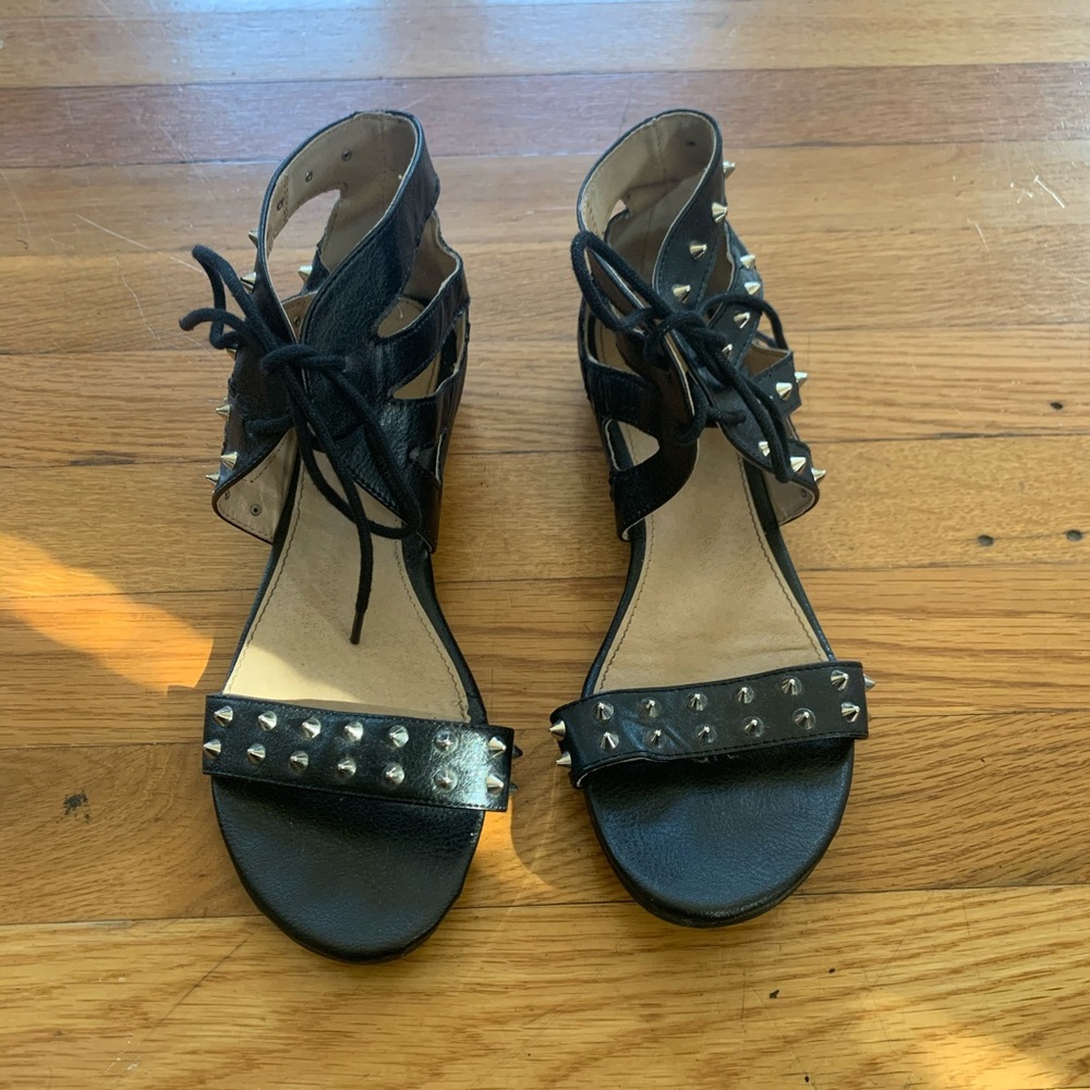 Black sandal with studs